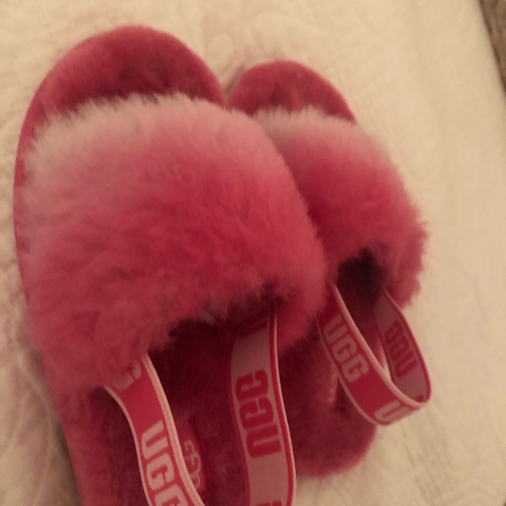 Toddler UGG Slides - Picture 2 of 3